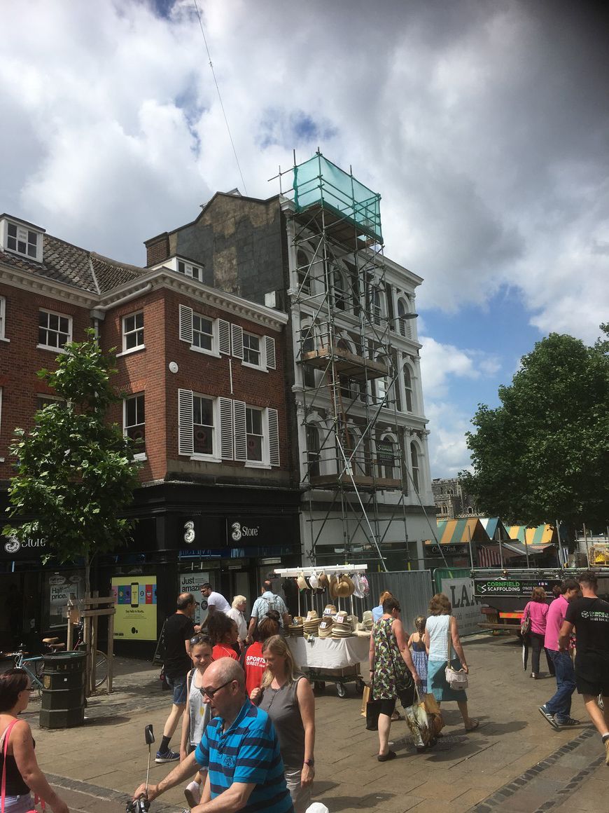 Scaffold scaffolding norwich city centre Cornfield safe access summer 
